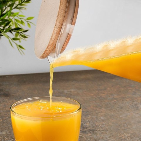 Grupa Orion Sp. z o.o. Dzbanek Szklany z Pokrywką Bambusową Solidny Dekoracyjny ORION 1,35 L