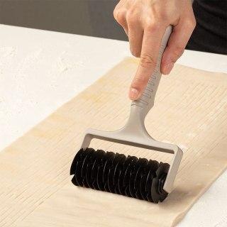 VLACHOS BROS S.A IMPORTS (NAVA),Valantis Vlachos Krajalnica do ciasta 20,5 cm MISTY