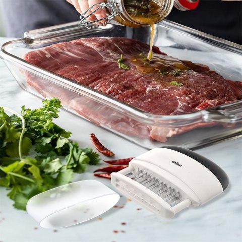 Grupa Orion Sp. z o.o. Nakłuwacz Siekacz Tłuczek Zmiękczacz do Mięsa Ręczny ORION 12,5x3x11,5cm