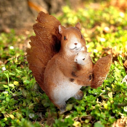 Grupa Orion Sp. z o.o. Figurka Ogrodowa Wiewiórka 15x8x15 cm