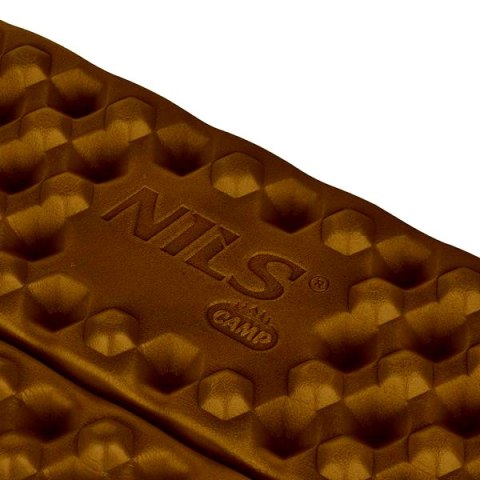 NC17105 MATA KEMPINGOWA DO SIEDZENIA Z PODBICIEM ALUMINIOWYM +IXPE 40 CM BRĄZOWA NILS CAMP