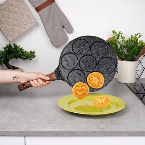 Grupa Orion Sp. z o.o. Patelnia do Jajek Placków Granitowa Nieprzywierająca 7 Otworów VILDE 26 cm