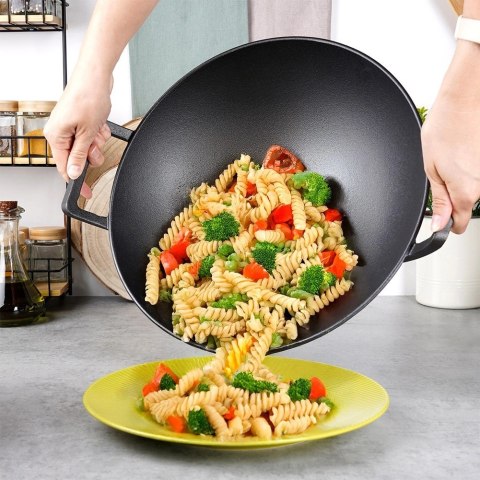 Grupa Orion Sp. z o.o. Patelnia Wok Żeliwna 32 cm VILDE Cast Line do Piekarnika Indukcja