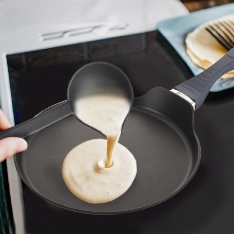 Grupa Orion Sp. z o.o. Chochla Kuchenna ORION BLACKLINE 60 ml 29 cm Czarna z Wylewką do Zupy