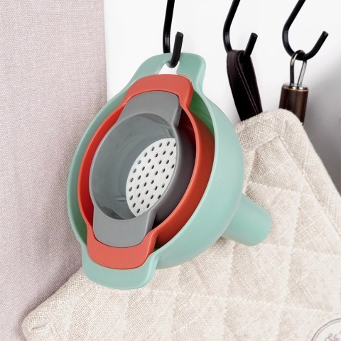 Grupa Orion Sp. z o.o. Lejek kuchenny i sitko 10/8/6 cm 4 el.