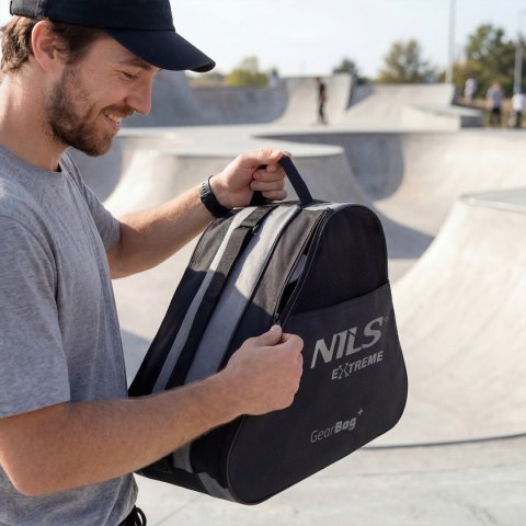 TS110 TORBA NA ROLKI/ŁYŻWY SZARA NILS EXTREME