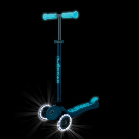 Hulajnoga trójkołowa świecąca LED dziecięca Globber Primo Plus Glow