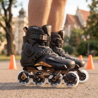NA1601 ŁYŻWOROLKI SLALOMOWE SLAYD CZARNE ROZM. 38 NILS EXTREME