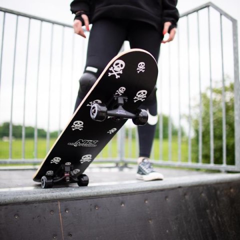 CR3108SA SKULLS DESKOROLKA NILS EXTREME