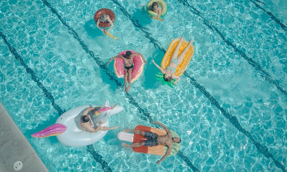 🌊 Basen – jak wybrać najlepszy dla siebie? Poradnik i inspiracje 🌊